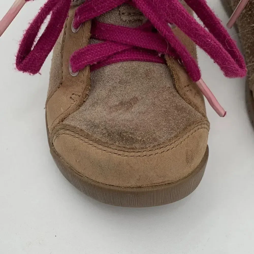 Clarks Toddler Brown Suede Boots with Pink Accents Size 5